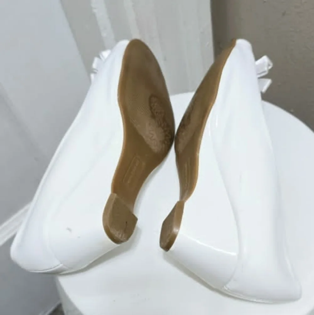 Open Toe Wedge Heels Girls Off white Satin Bow Shoe Size 3🌴✌️